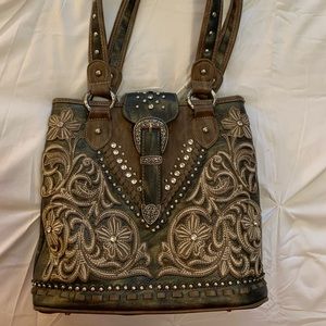 Western American Bling purse. Great condition!